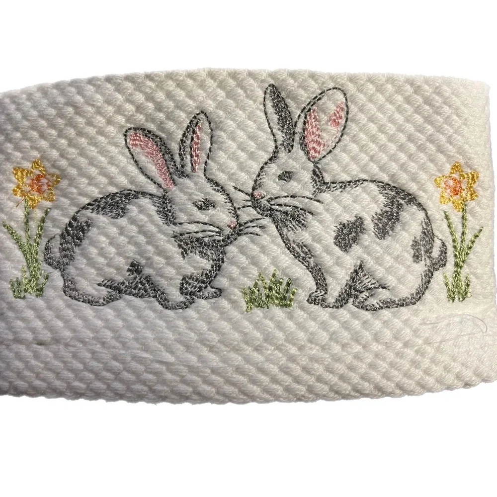 CASABA Bunny Floral Embroidered Cotton Hand Towels Set of 2 NWT